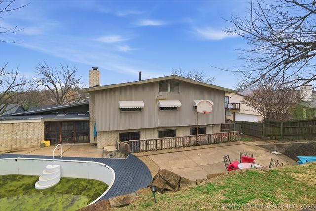 6022 S 72nd East Avenue, Tulsa, OK 74145