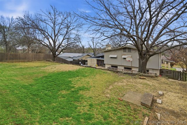 6022 S 72nd East Avenue, Tulsa, OK 74145