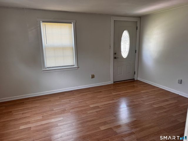 41 Bilyue Road, Manchester, CT 06042