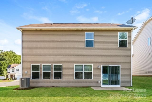 13021 Joclaire Court, Charlotte, NC 28215