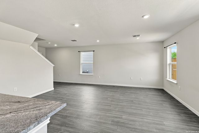 2227 Dry Moss Pass, San Antonio, TX 78224