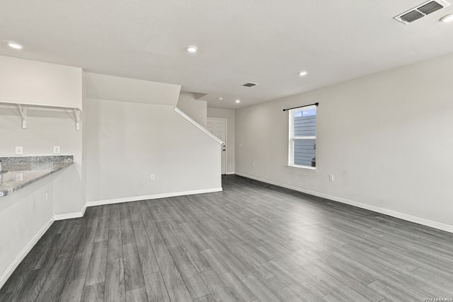 2227 Dry Moss Pass, San Antonio, TX 78224