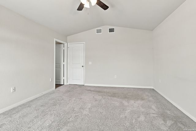 2227 Dry Moss Pass, San Antonio, TX 78224