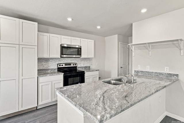 2227 Dry Moss Pass, San Antonio, TX 78224
