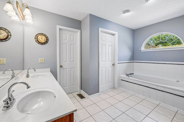 4575 Central Pike, Hermitage, TN 37076