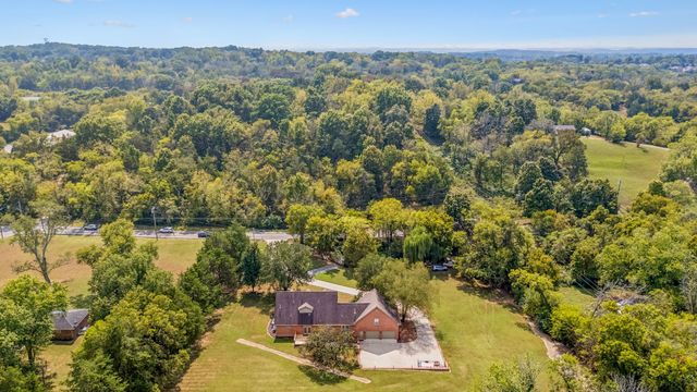 4575 Central Pike, Hermitage, TN 37076