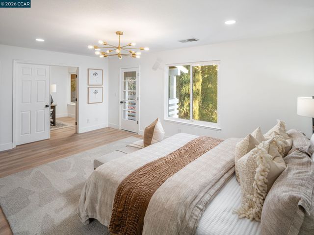 320 Miranda Ln, Alamo, CA 94507