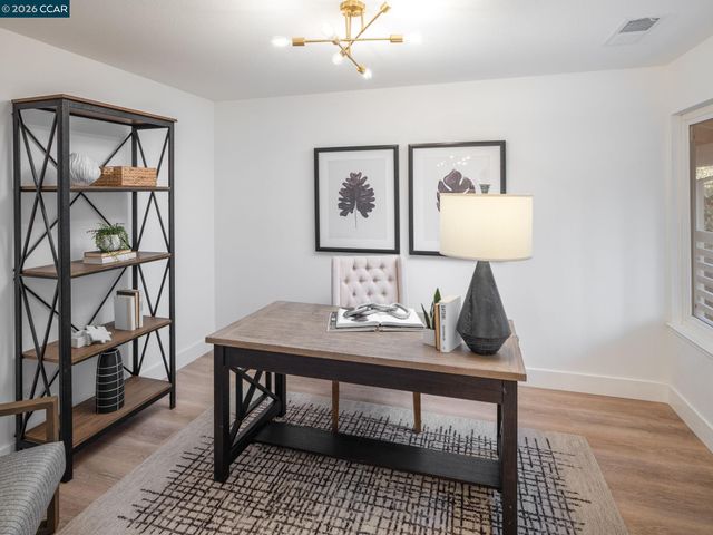 320 Miranda Ln, Alamo, CA 94507