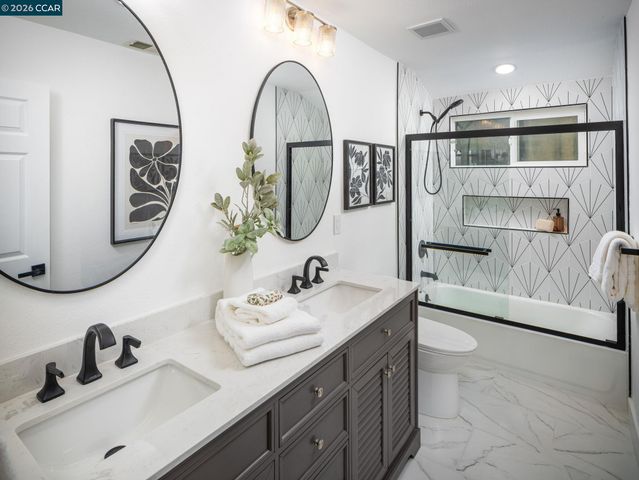 320 Miranda Ln, Alamo, CA 94507