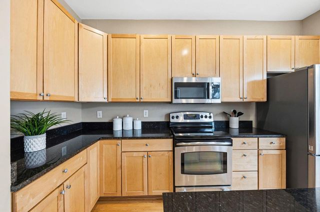 994 S Front Street, Columbus, OH 43206
