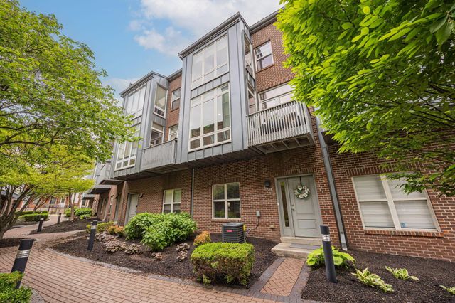 994 S Front Street, Columbus, OH 43206
