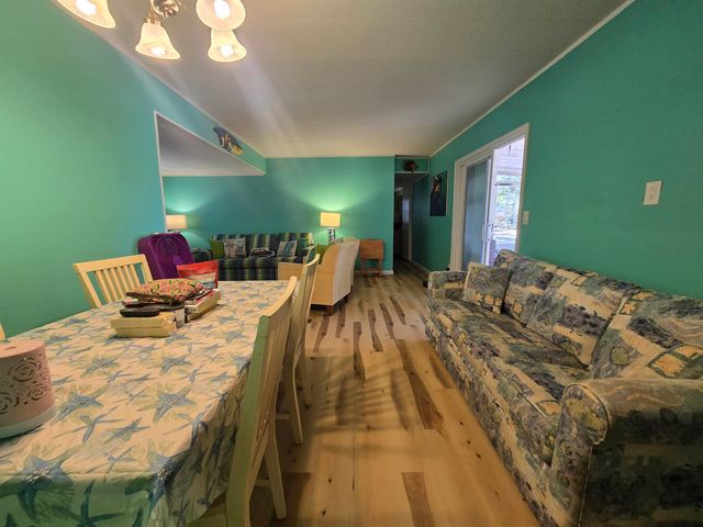 507 Club House Rd., Garden City Beach, SC 29576