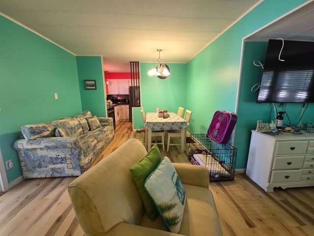 507 Club House Rd., Garden City Beach, SC 29576