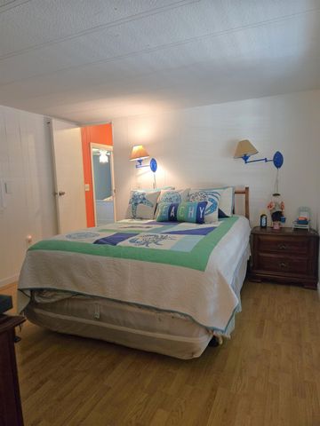 507 Club House Rd., Garden City Beach, SC 29576