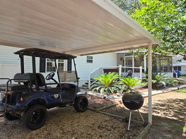 507 Club House Rd., Garden City Beach, SC 29576