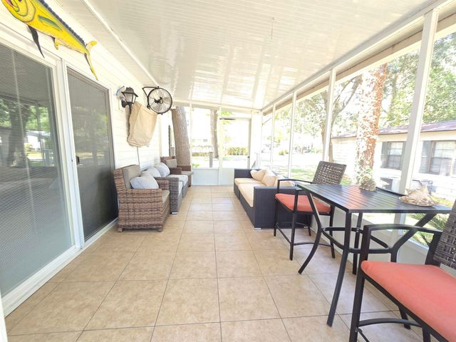 507 Club House Rd., Garden City Beach, SC 29576