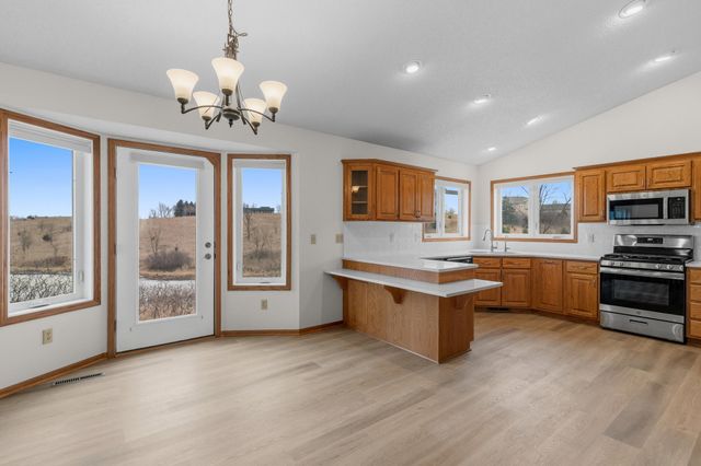 9400 E 280th Street, Webster, MN 55088