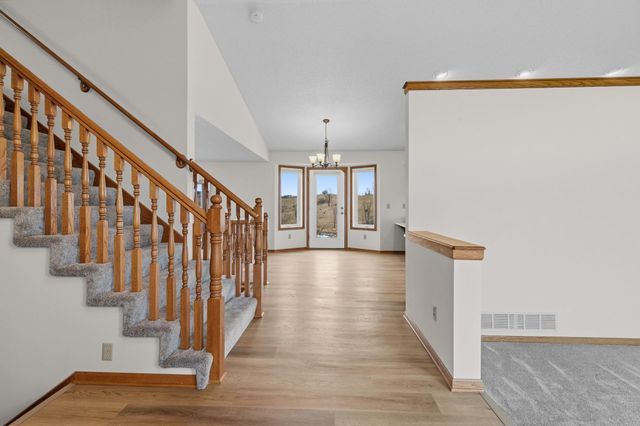 9400 E 280th Street, Webster, MN 55088