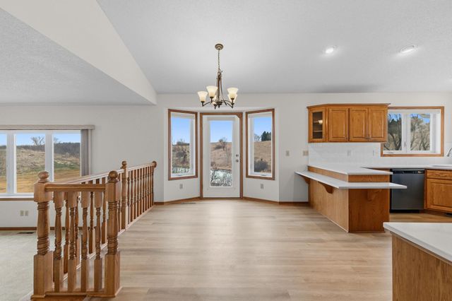 9400 E 280th Street, Webster, MN 55088