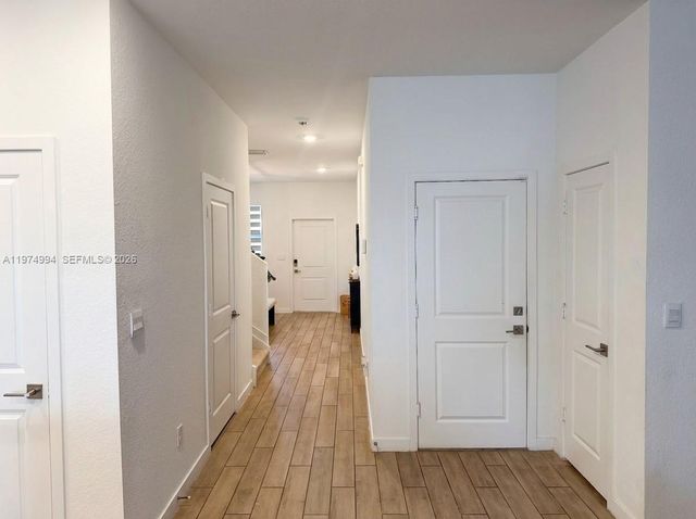 1842 SE 7th Ter, Homestead, FL 33034