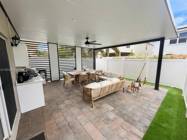 1842 SE 7th Ter, Homestead, FL 33034