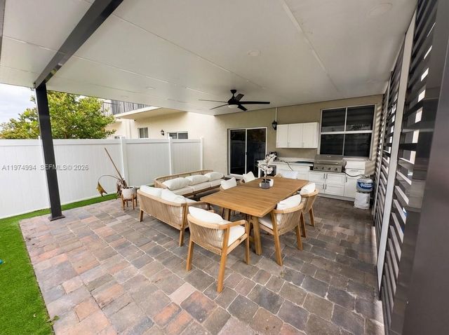 1842 SE 7th Ter, Homestead, FL 33034