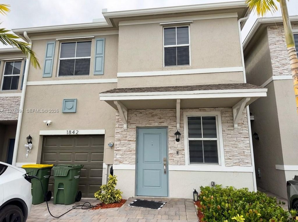 1842 SE 7th Ter, Homestead, FL 33034