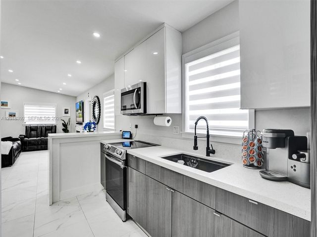 10222 SW 181st Street, Miami, FL 33157
