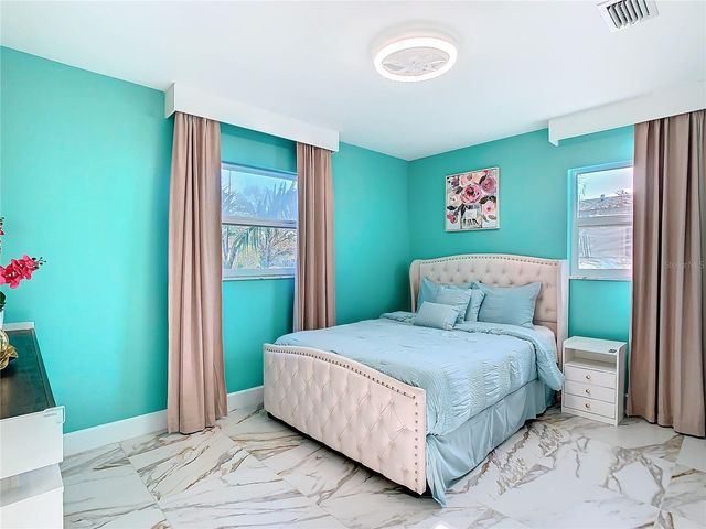 10704 DONBRESE AVENUE, Tampa, FL 33615