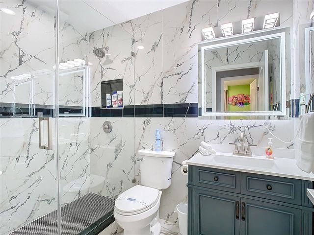 10704 DONBRESE AVENUE, Tampa, FL 33615