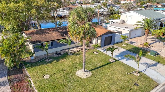 10704 DONBRESE AVENUE, Tampa, FL 33615