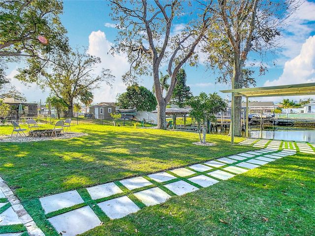 10704 DONBRESE AVENUE, Tampa, FL 33615