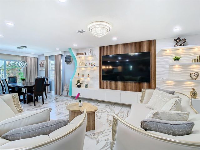 10704 DONBRESE AVENUE, Tampa, FL 33615