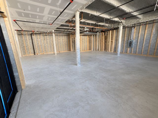 2078 N Western Avenue, Chicago, IL 60647