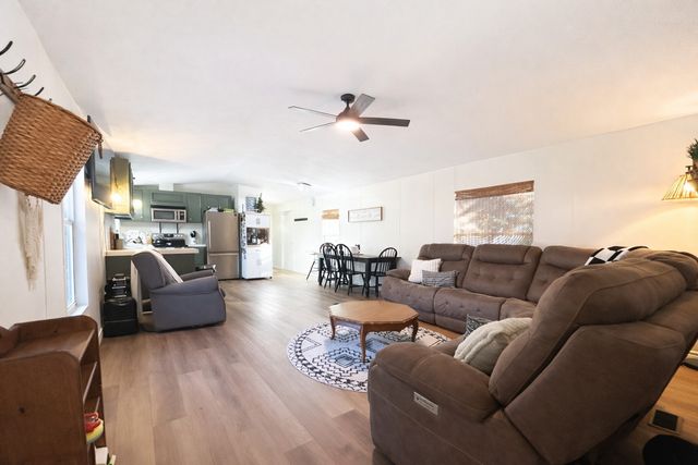 6906 Pr 7703, Athens, TX 75752