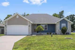 1800 East Maricopa Avenue, Ozark, MO 65721