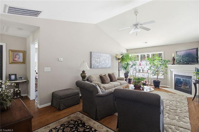 7867 Woodpark Drive, High Point, NC 27265