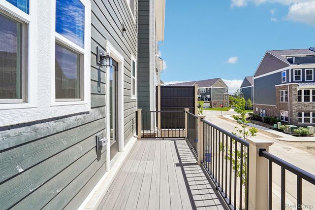 25425 Orwell Street, Novi, MI 48375