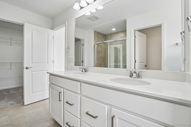 25425 Orwell Street, Novi, MI 48375