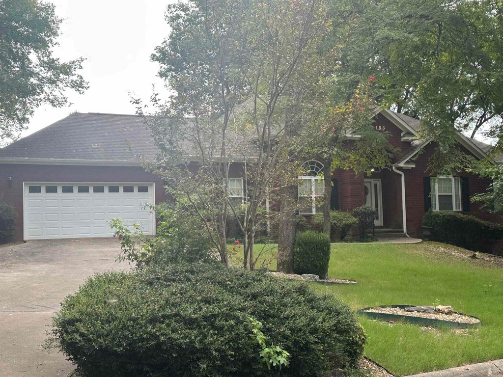 153 SHADY WOODS Court, Hot Springs, AR 71901