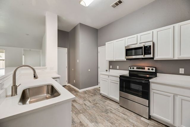 1234 Mallard Creek, Aubrey, TX 76227