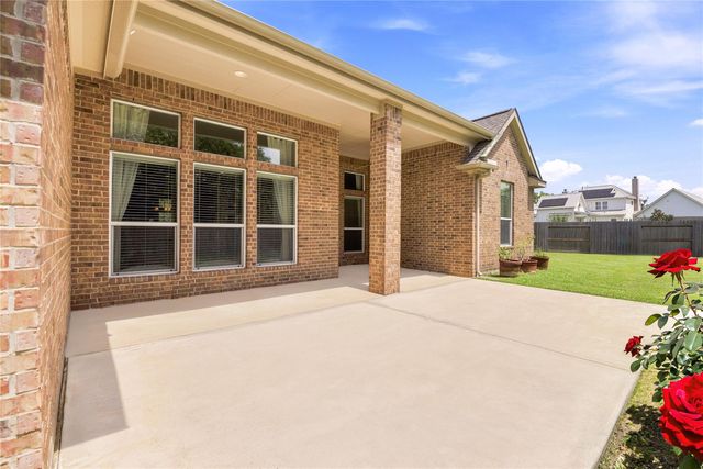 13914 Tallheath Court, Houston, TX 77044