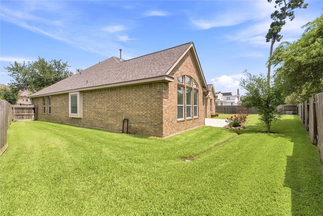 13914 Tallheath Court, Houston, TX 77044
