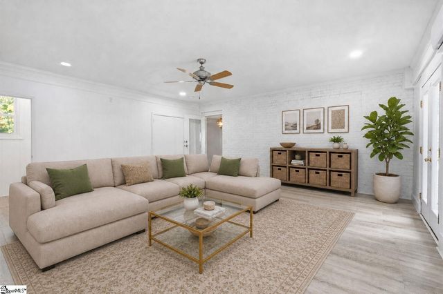 6 Covington Road, Greenville, SC 29617