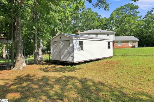 6 Covington Road, Greenville, SC 29617
