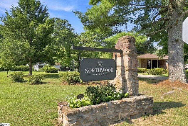 6 Covington Road, Greenville, SC 29617