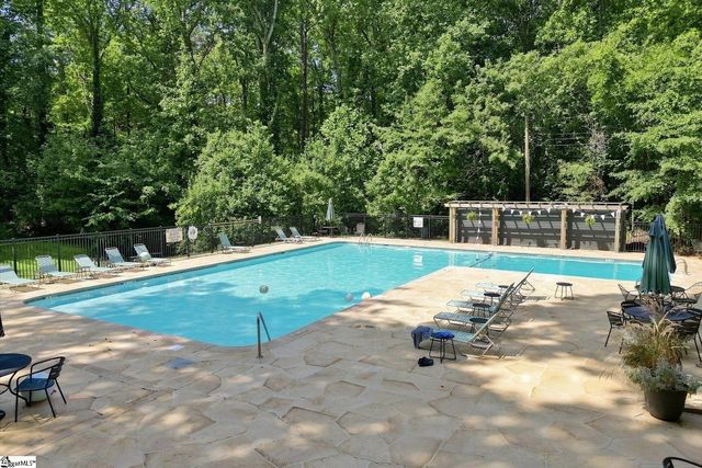 6 Covington Road, Greenville, SC 29617