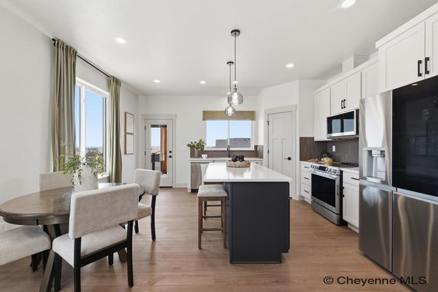 5143 CARLA DR, Cheyenne, WY 82001