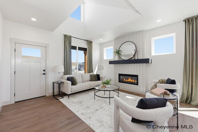 5143 CARLA DR, Cheyenne, WY 82001