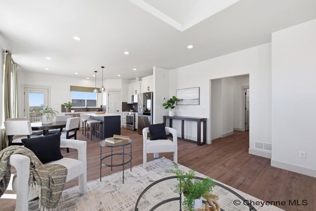 5143 CARLA DR, Cheyenne, WY 82001